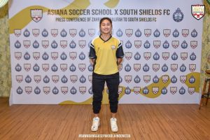 Zahra Muzdalifah trial di South Shields FC/Dok. Asiana Soccer School