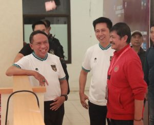 H Nadalsyah bersama Menpora Zainudin Amali dan Dirtek PSSI, Indra Sjafri / Dok. ASBWI