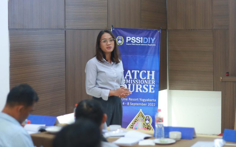 Potret peserta wanita yang mengikuti kursus Match Commissisoner di Yogyakarta / Dok. Asprov PSSI Yogyakarta